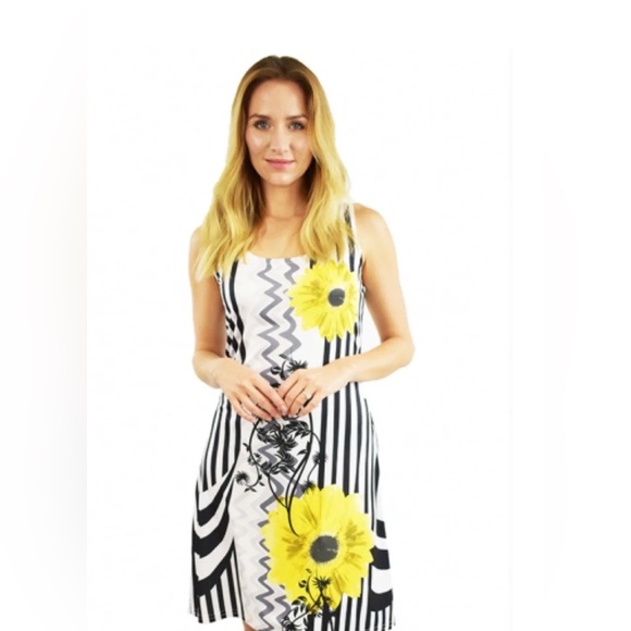 Tango Mango Flower Print A Line Sleeveless Dress Size Medium Vibrant Maximalist - Picture 1 of 8